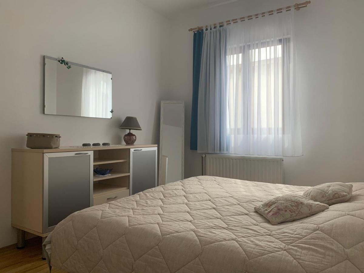 Apartmani Spomenka Seline Bagian luar foto