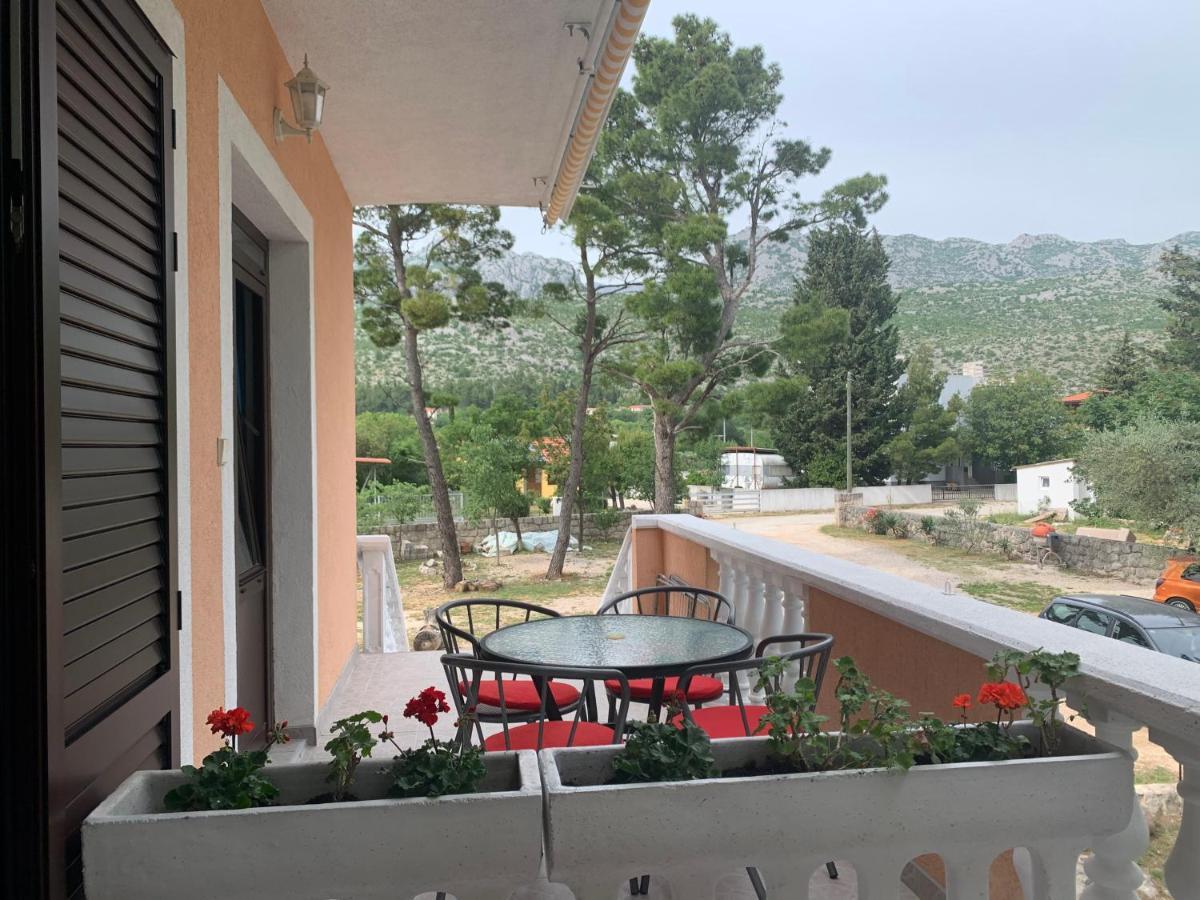 Apartmani Spomenka Seline Bagian luar foto