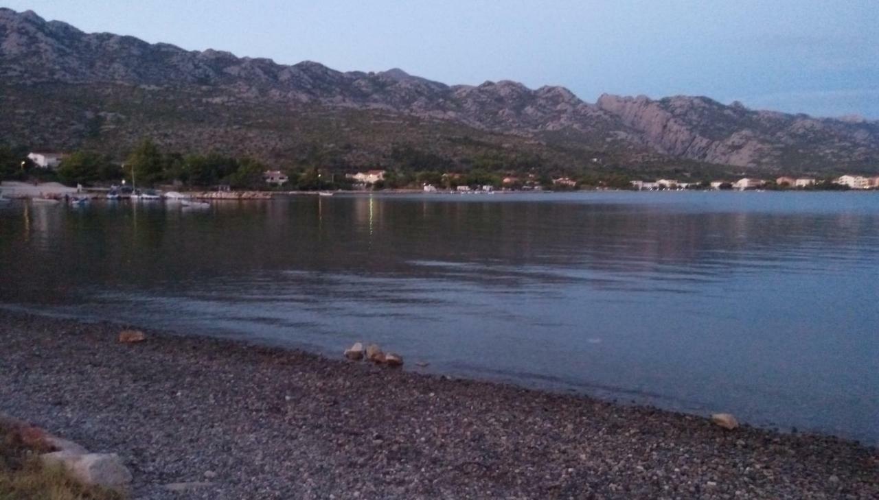 Apartmani Spomenka Seline Bagian luar foto