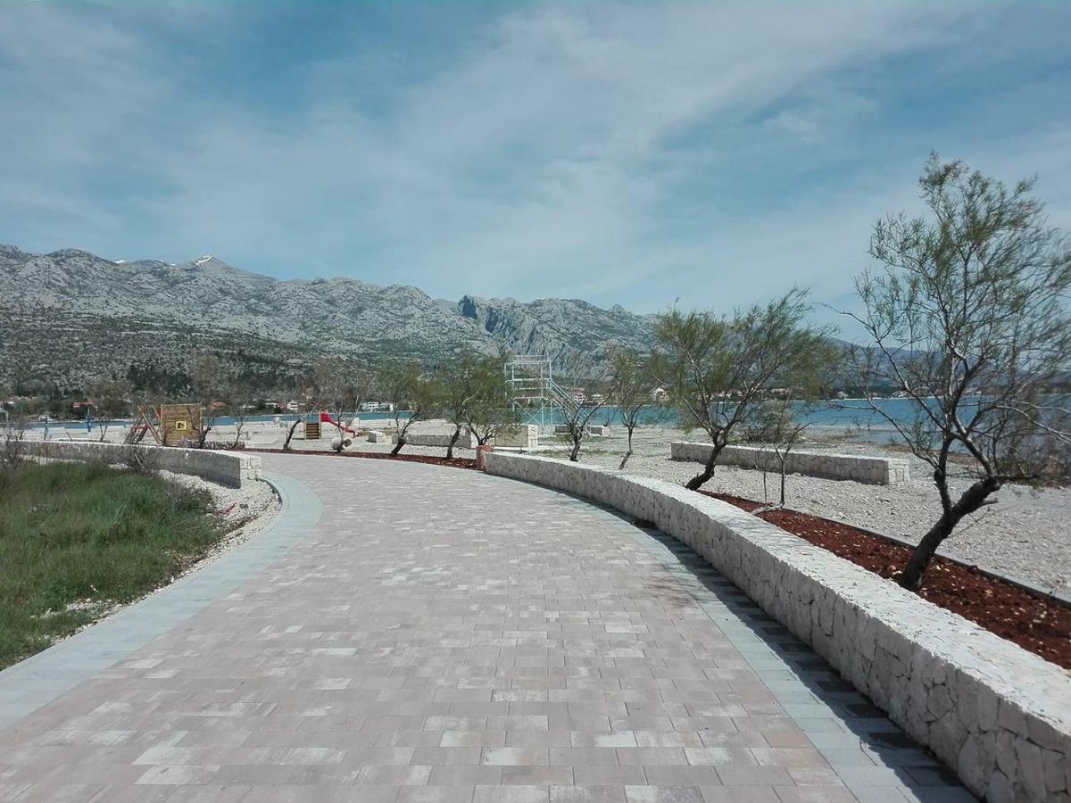 Apartmani Spomenka Seline Bagian luar foto