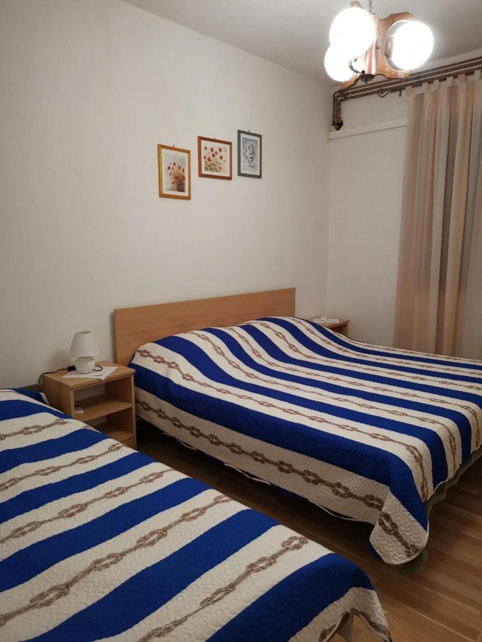 Apartmani Spomenka Seline Bagian luar foto