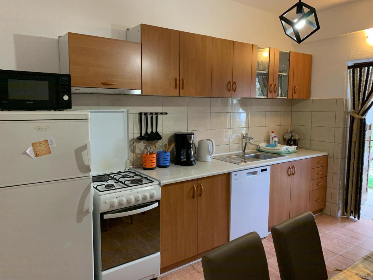 Apartmani Spomenka Seline Bagian luar foto
